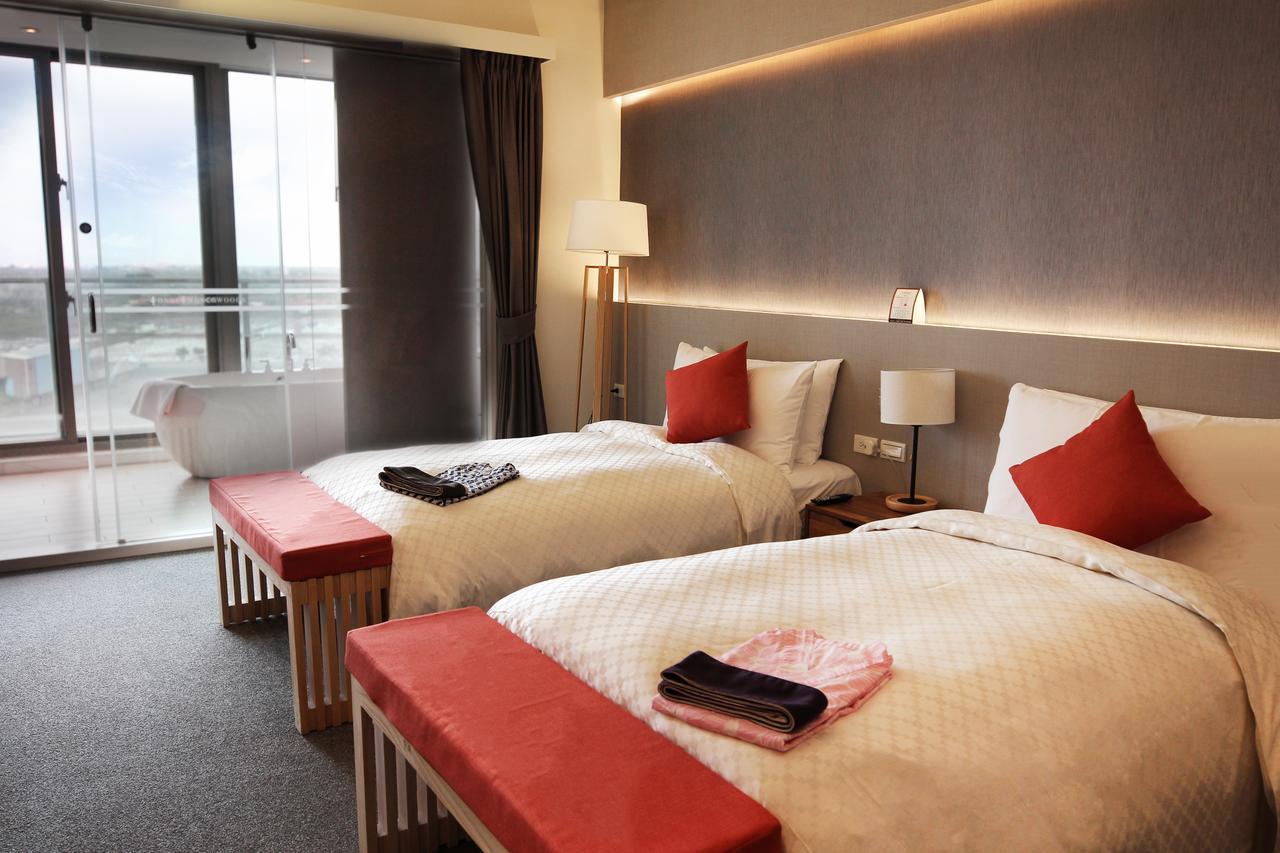Dancewoods Hotel وجي المظهر الخارجي الصورة